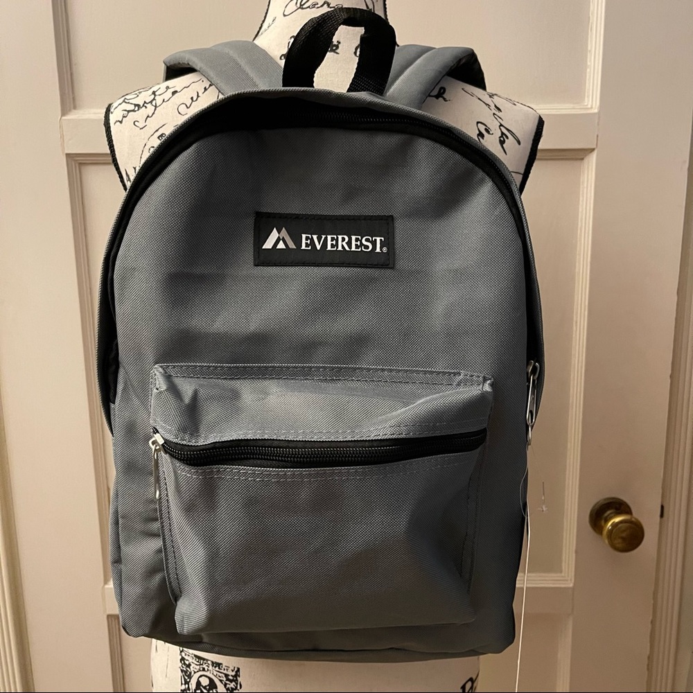 BNWT Everest Backpack